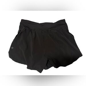 Fast and Free Reflective High-Rise
Classic-Fit Short 3"